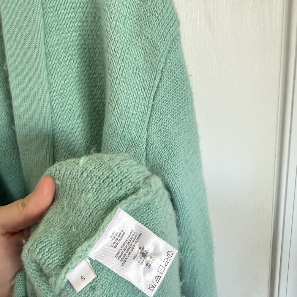 Re/Done Oversized 90’s Cardigan in Spearmint - Picture 6 of 7